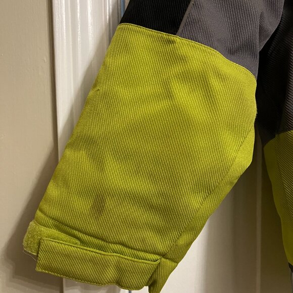 Monster kids snow pants and jacket Size 8 - Picture 6 of 10